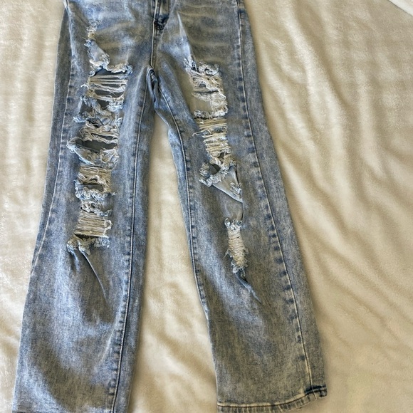 Almost Famous Light Blue Dad Distressed Straight Leg Jeans - Picture 2 of 13